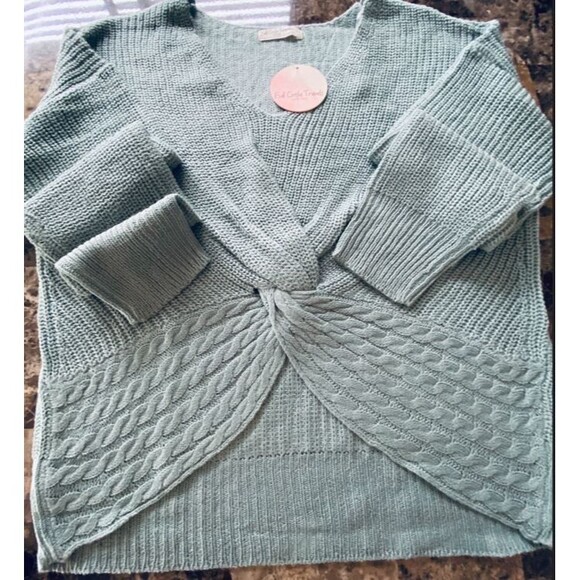 Full Circle Women's Long Sleeve Shirt XL Green V-Neck Knit Top Pullover - Picture 2 of 6